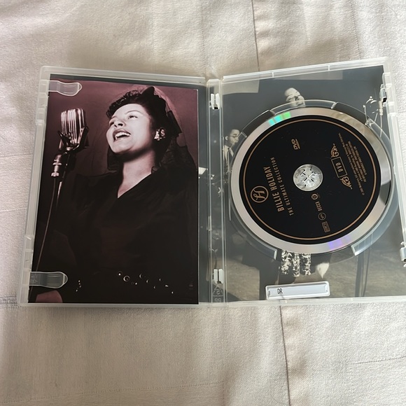 Billie Holiday - Picture 2 of 3
